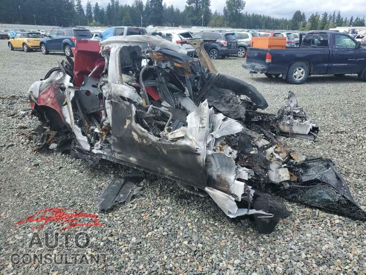 TESLA MODEL S 2015 - 5YJSA1E29FF118905