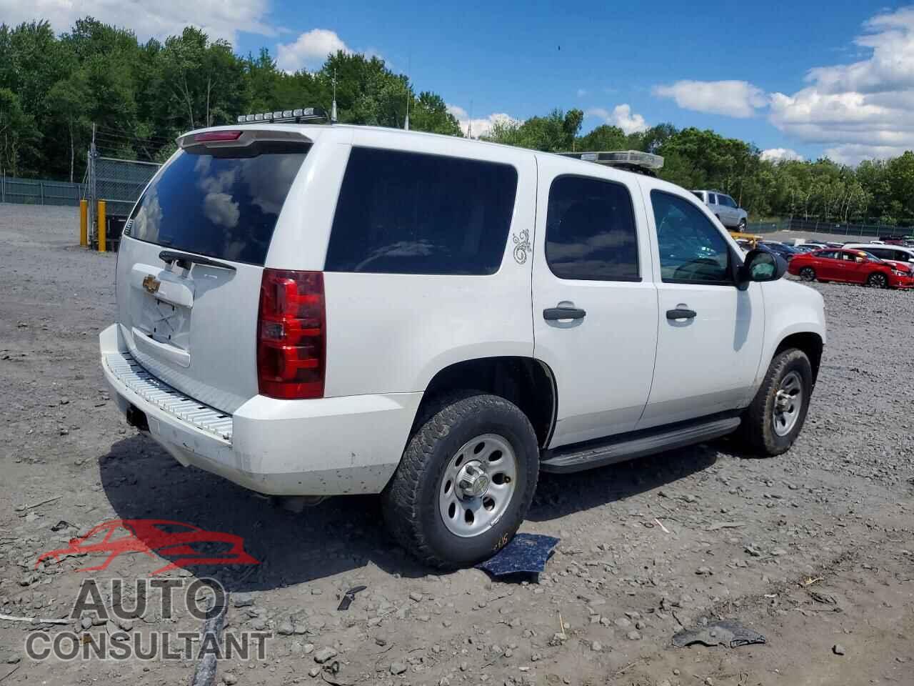 CHEVROLET TAHOE 2013 - 1GNSK2E00DR353385