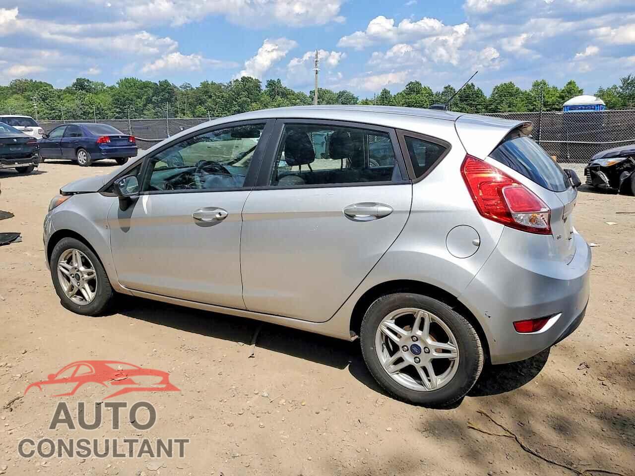 FORD FIESTA 2017 - 3FADP4EJ5HM135592