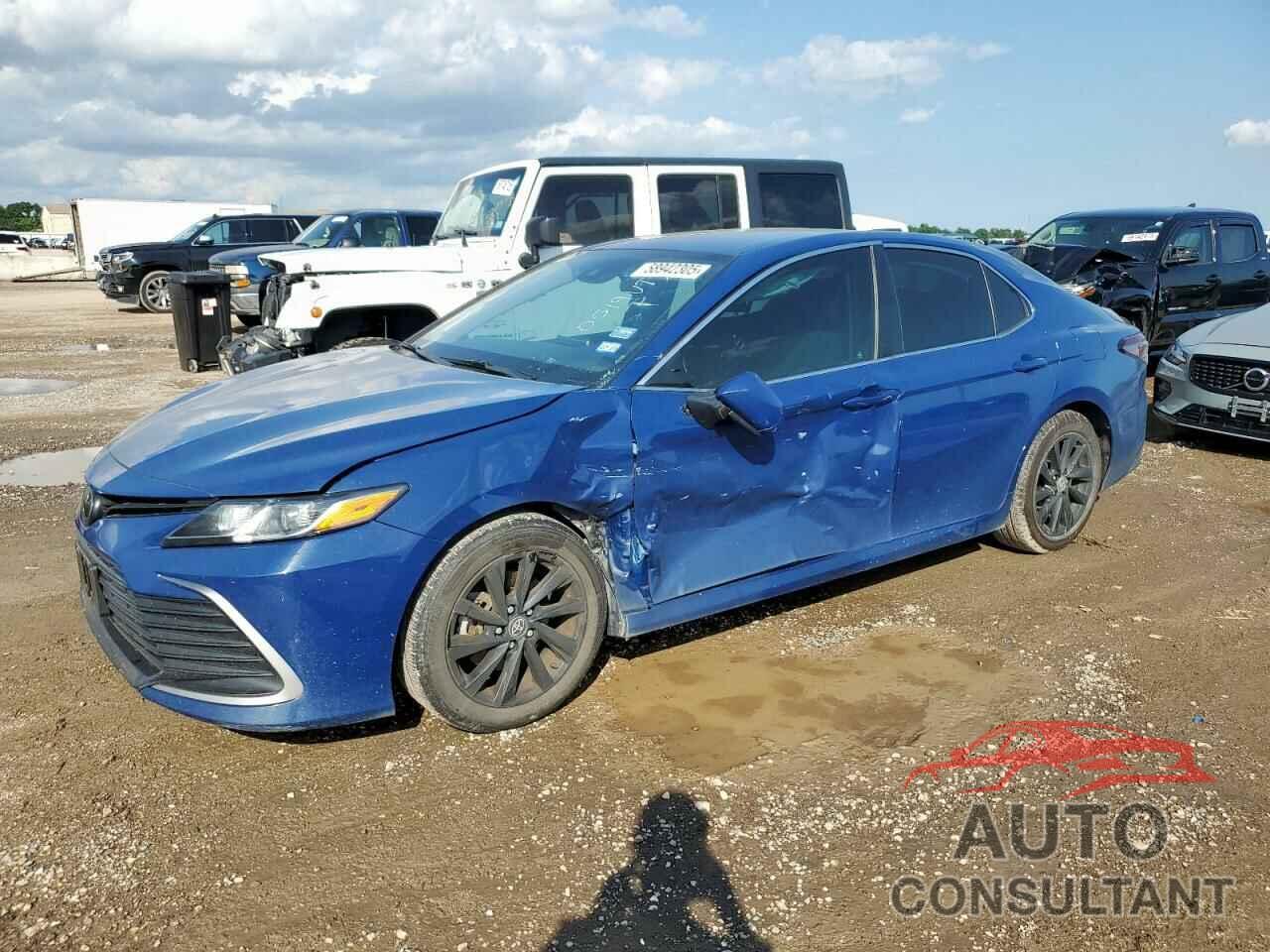 TOYOTA CAMRY 2023 - 4T1C11AK5PU105065