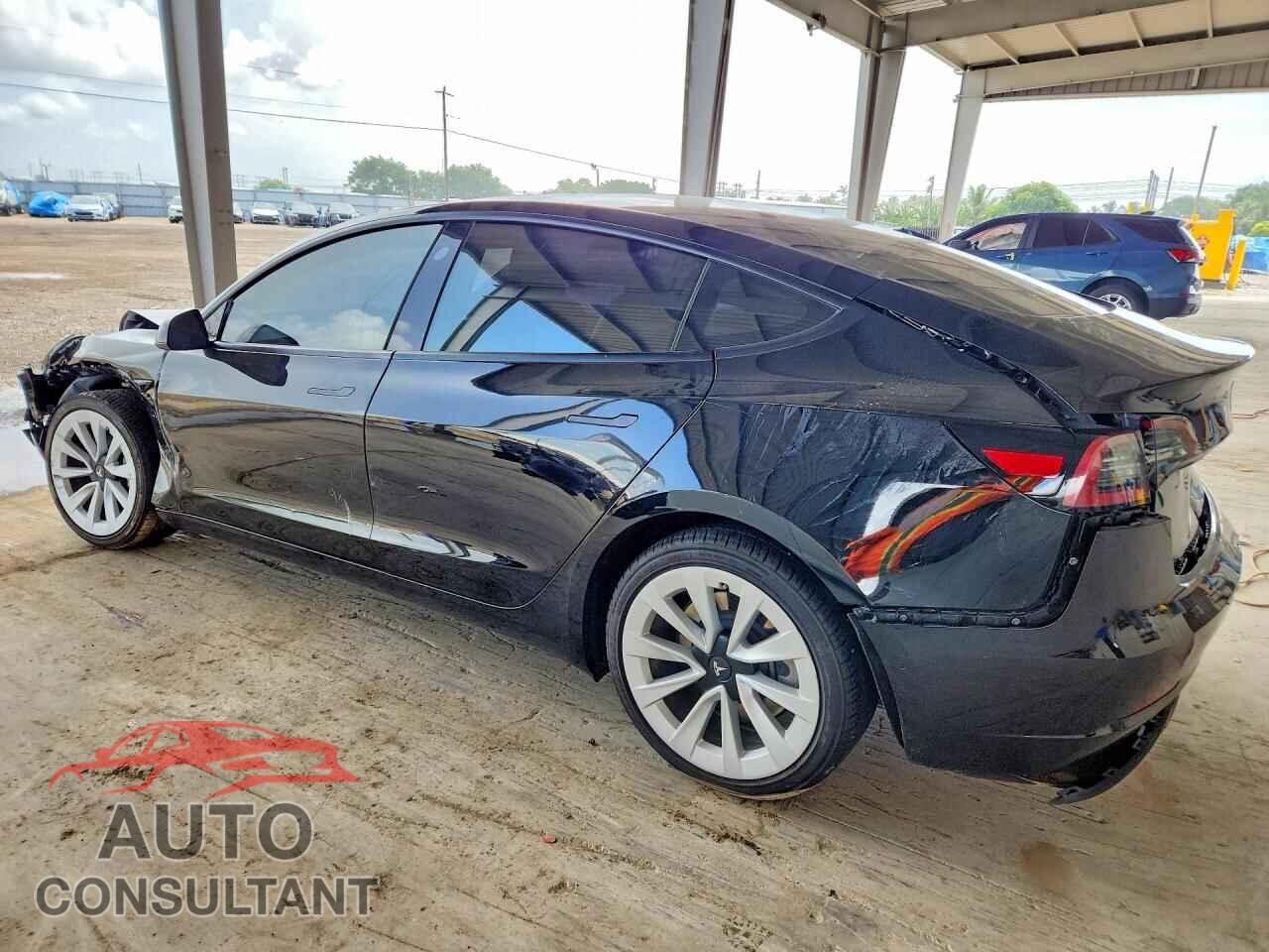 TESLA MODEL 3 2022 - 5YJ3E1EB6NF264458