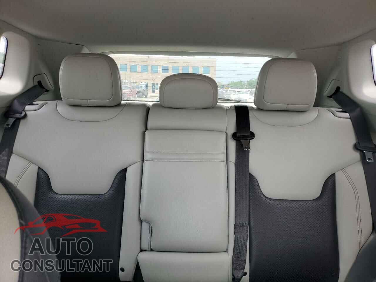 JEEP COMPASS 2017 - 3C4NJDCB3HT636384