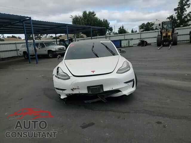 TESLA MODEL 3 2018 - 5YJ3E1EB0JF106594