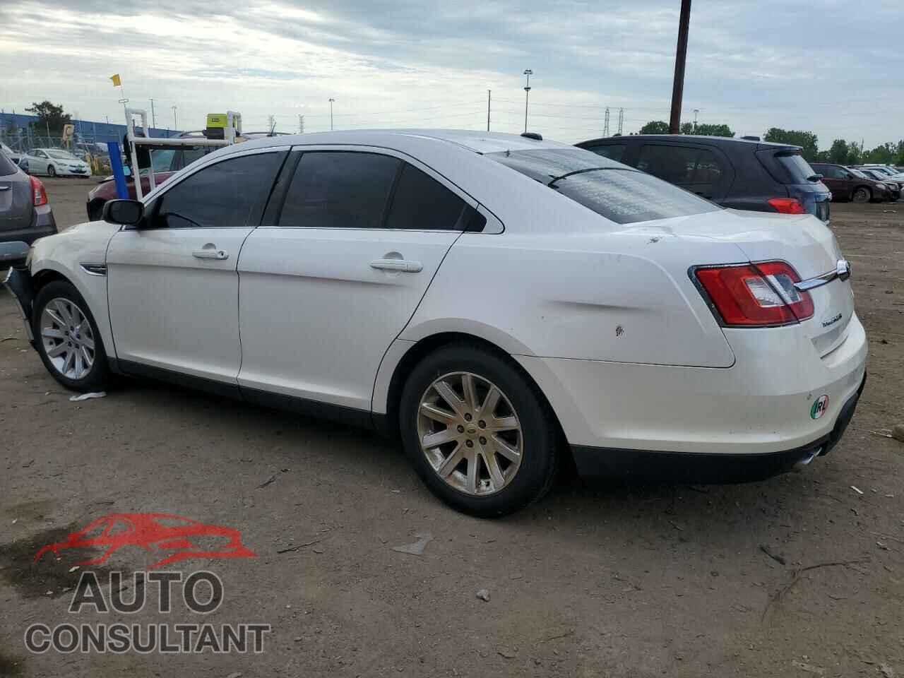 FORD TAURUS 2012 - 1FAHP2FW9CG119673