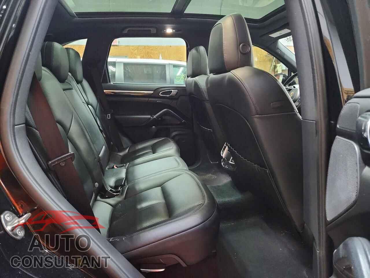 PORSCHE CAYENNE 2016 - WP1AE2A21GLA62466