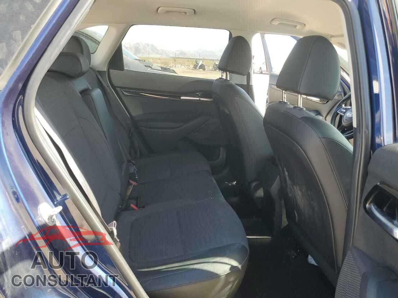 KIA SELTOS 2021 - KNDEUCA21M7053377