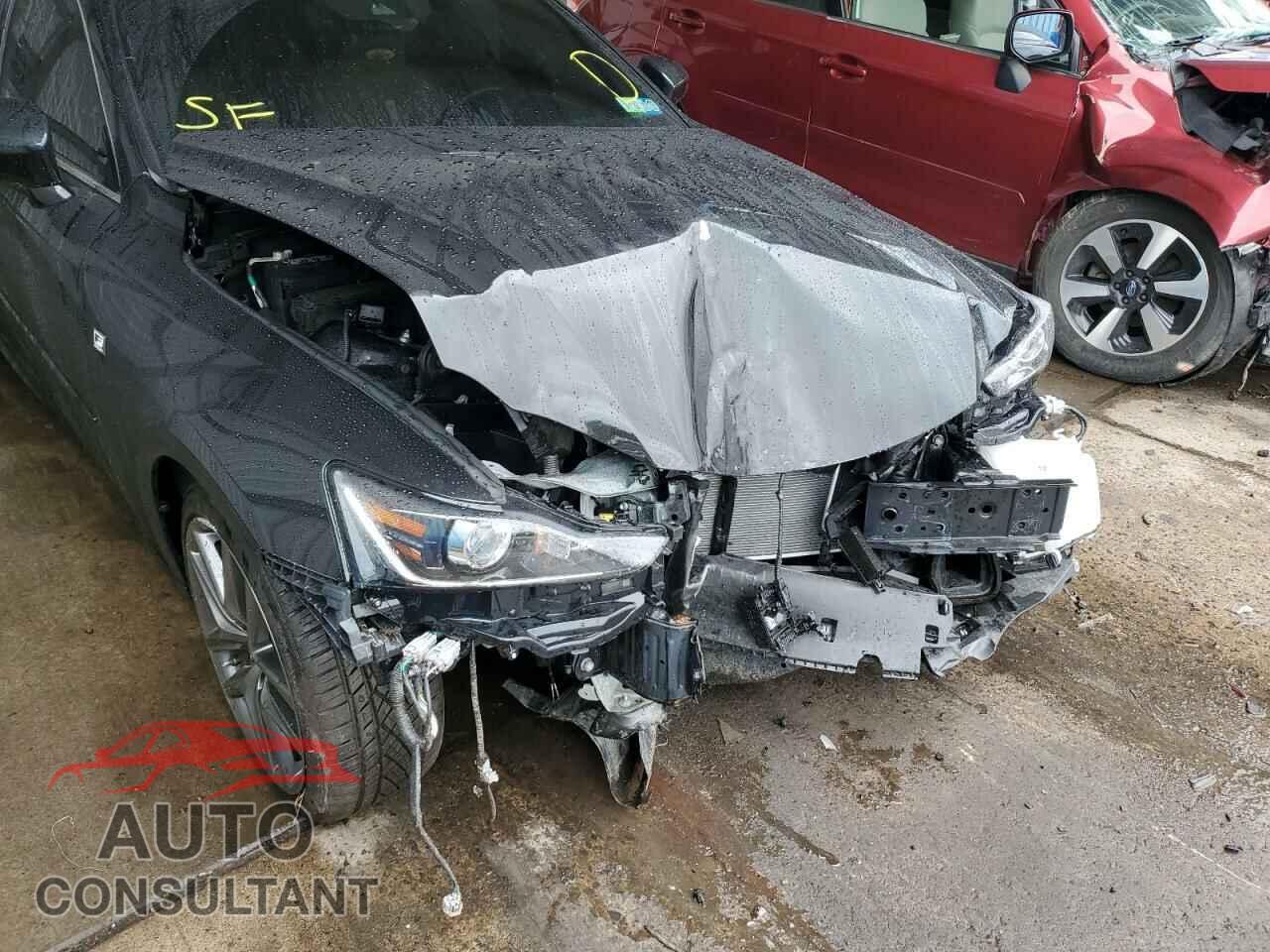 LEXUS IS 2020 - JTHG81F23L5040892
