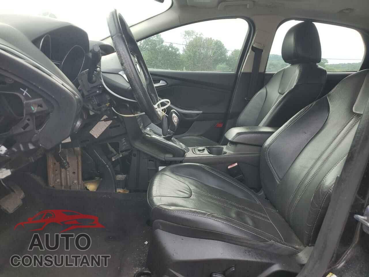 FORD FOCUS 2012 - 1FAHP3J2XCL422785