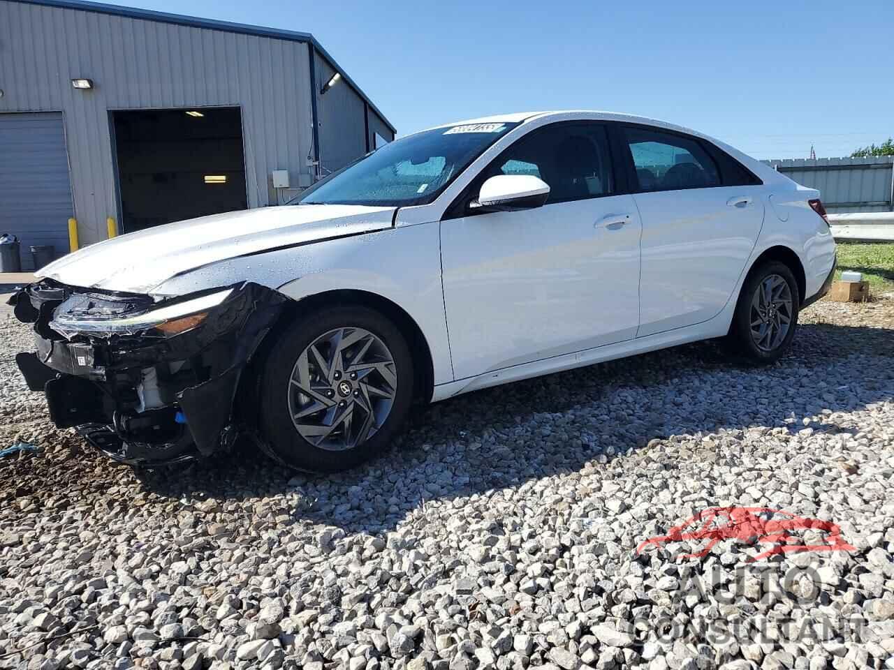 HYUNDAI ELANTRA 2024 - KMHLM4DG8RU702150