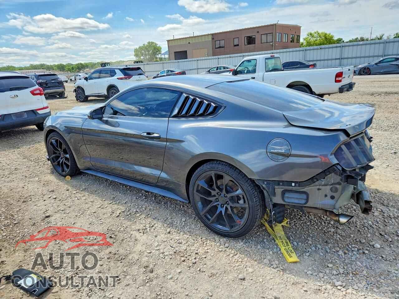 FORD MUSTANG 2017 - 1FA6P8TH5H5239022