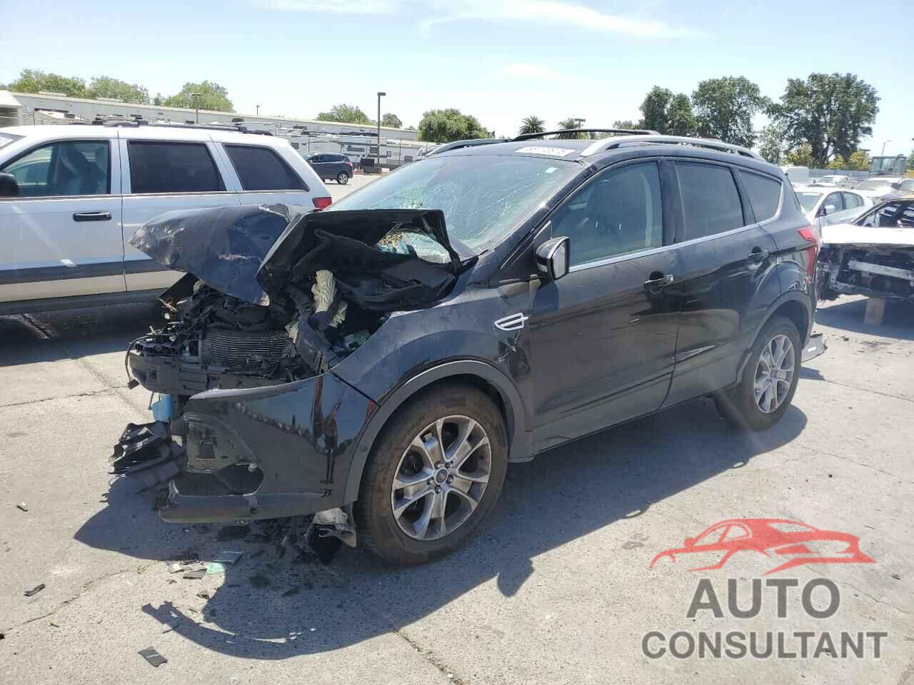 FORD ESCAPE 2016 - 1FMCU9J94GUC60287