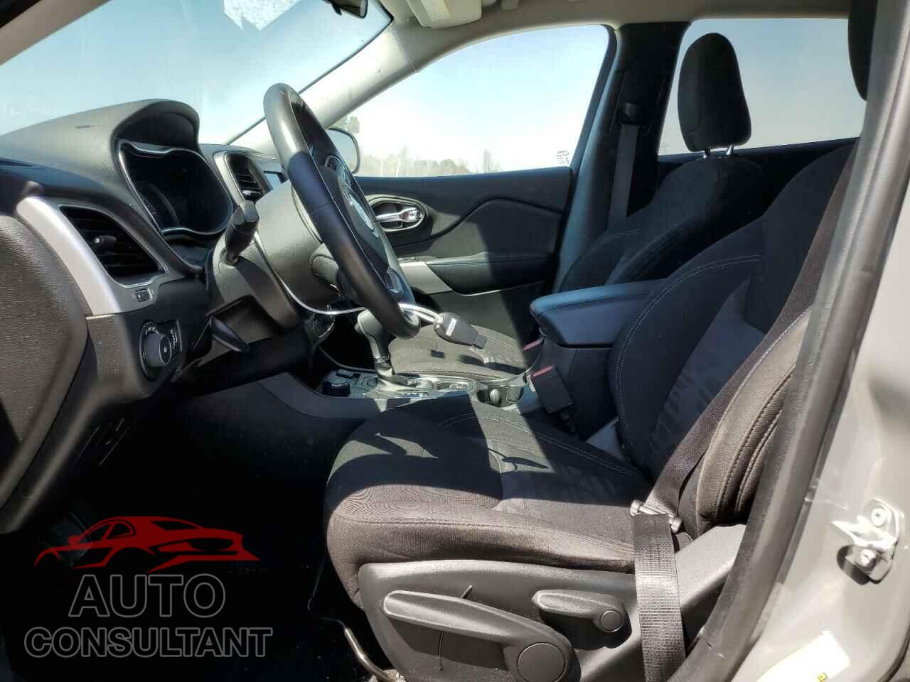 JEEP GRAND CHER 2019 - 1C4PJMCX3KD445209