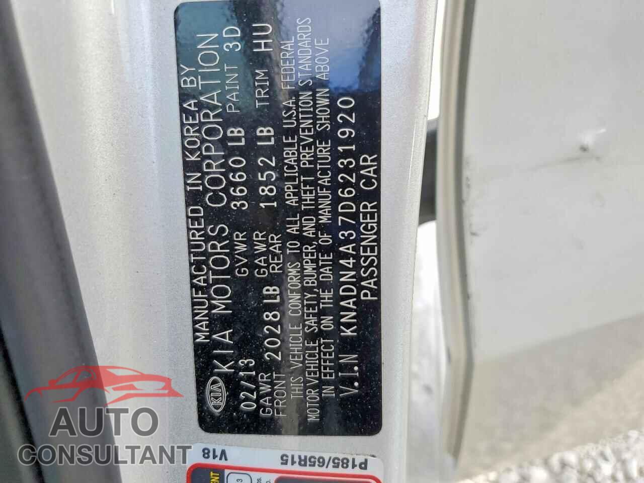 KIA RIO 2013 - KNADN4A37D6231920