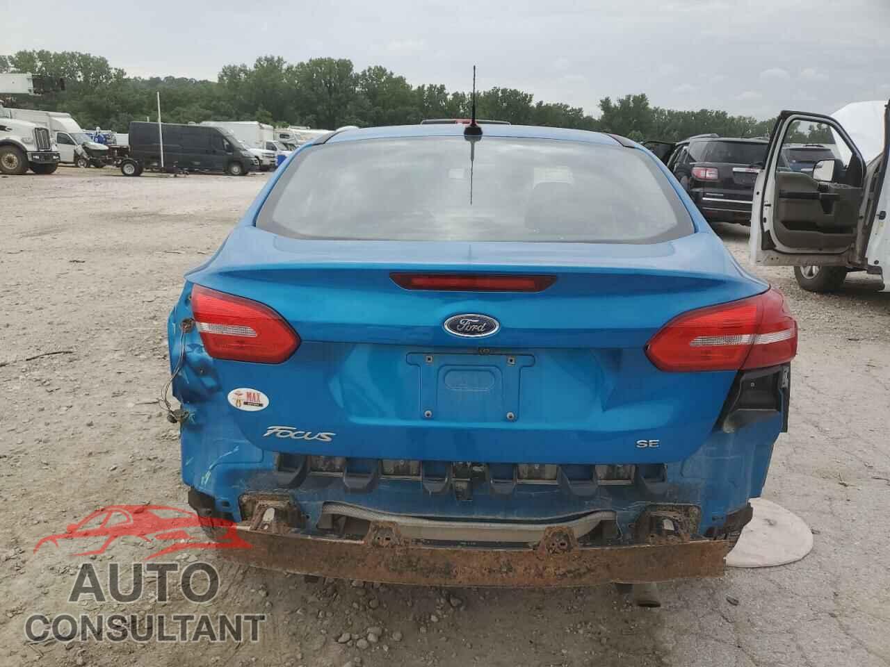 FORD FOCUS 2017 - 1FADP3F21HL219573