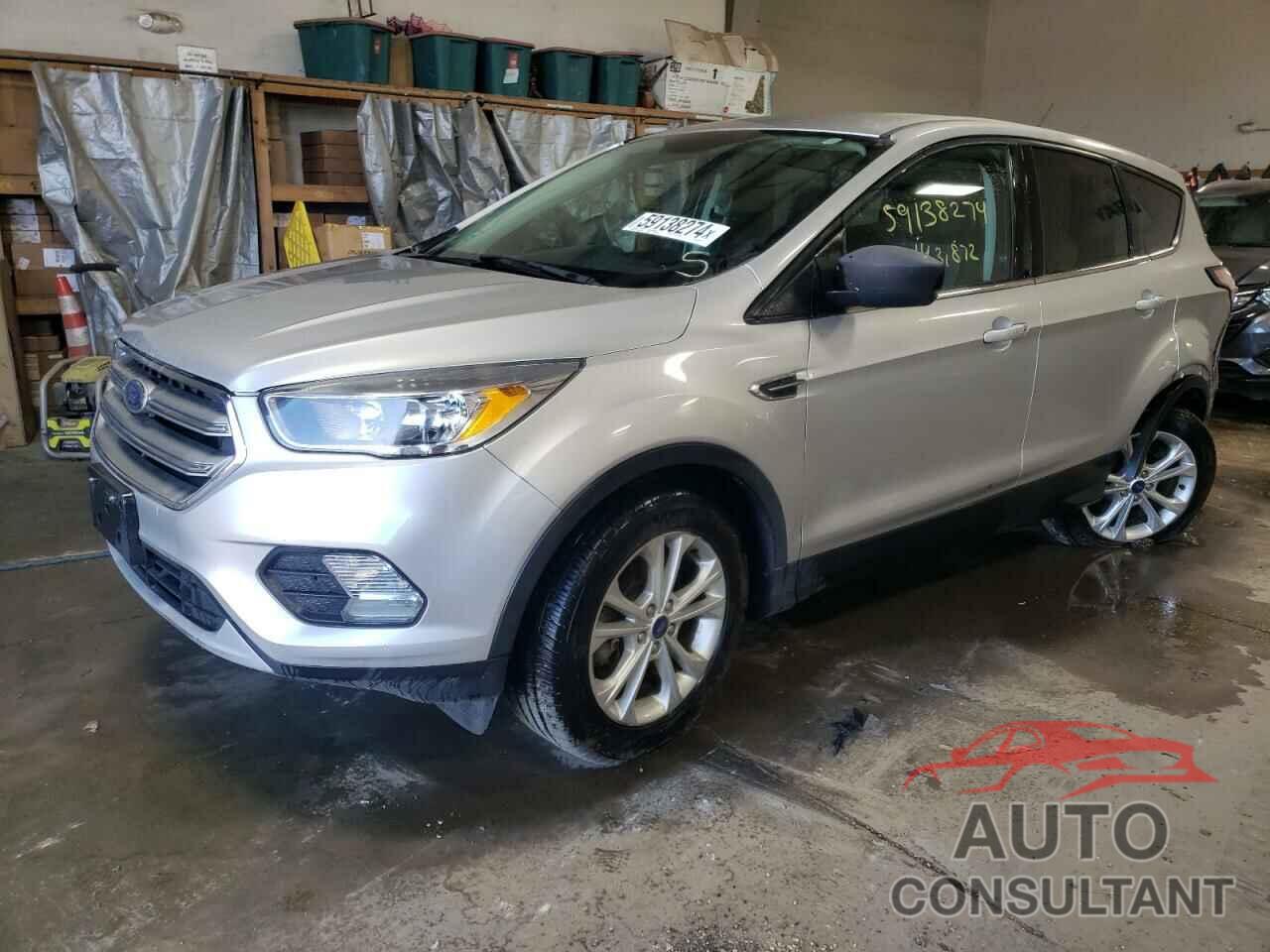 FORD ESCAPE 2017 - 1FMCU9GD2HUC54985