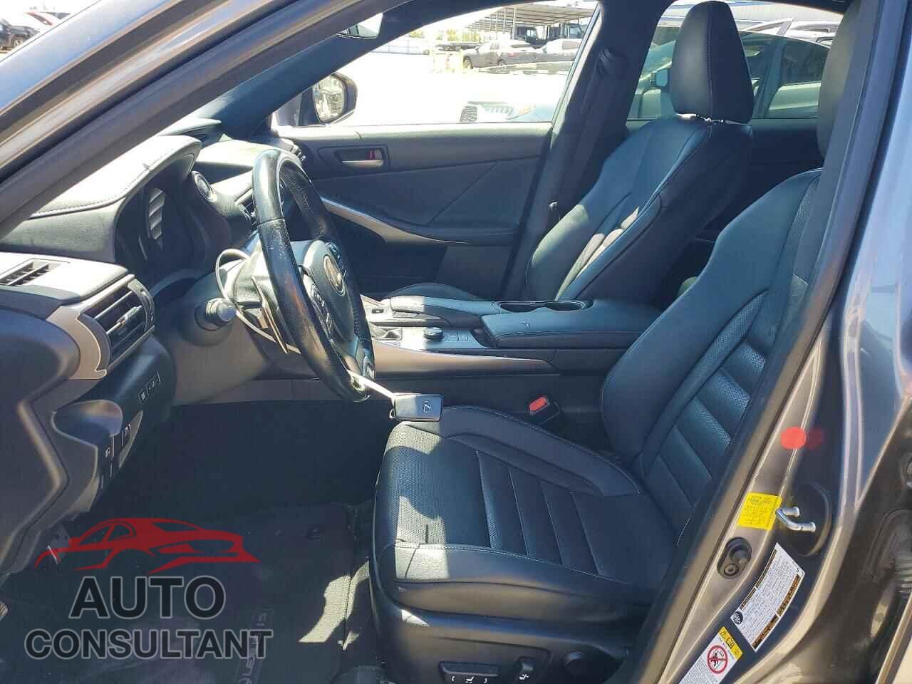 LEXUS IS 2017 - JTHBA1D28H5039214