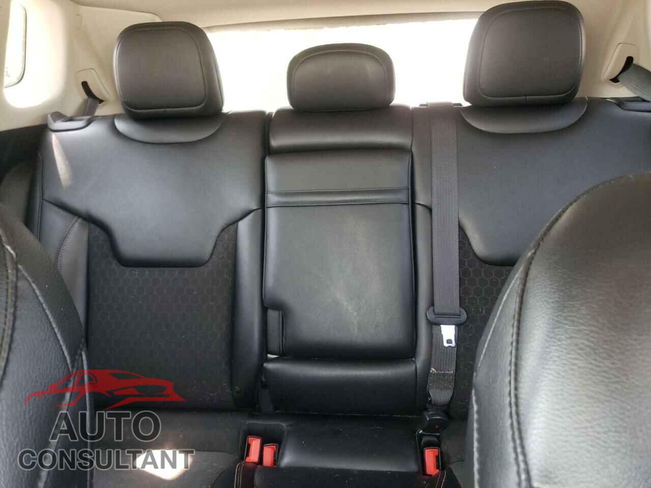 JEEP COMPASS 2018 - 3C4NJCBB5JT293501