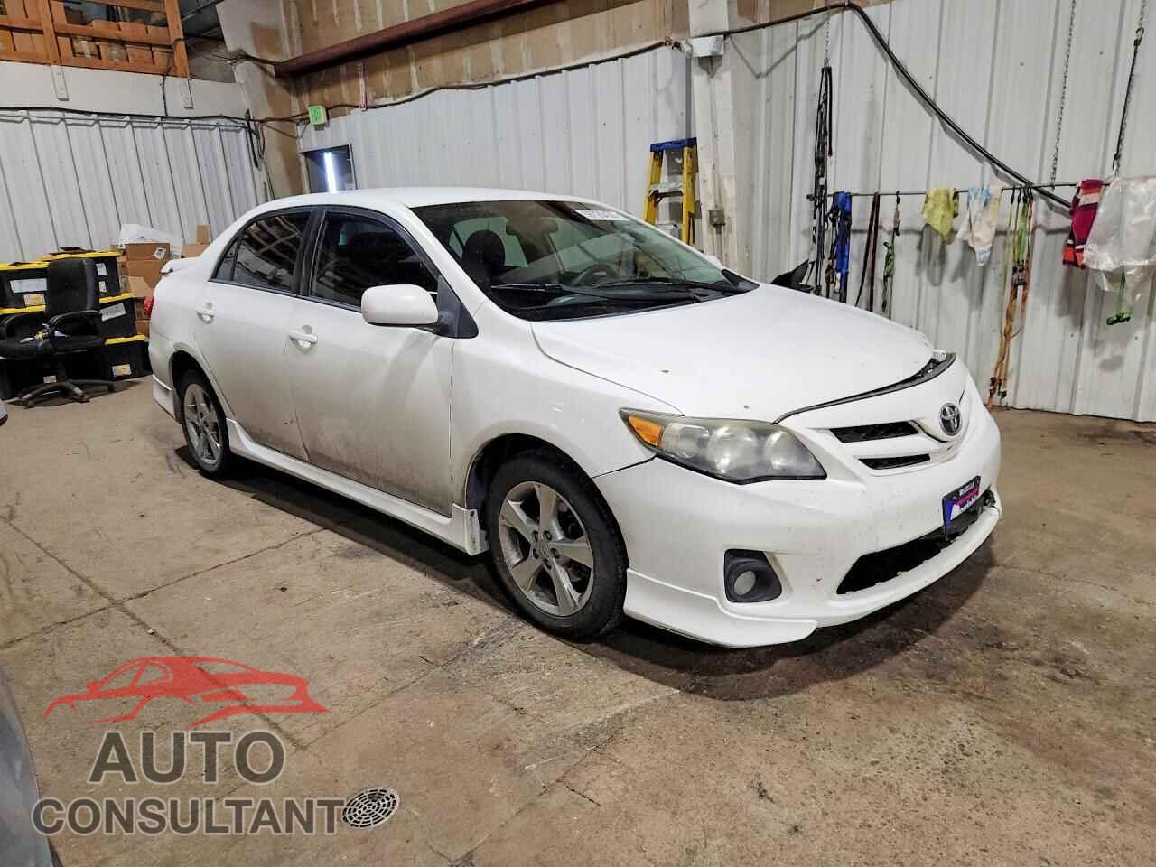 TOYOTA COROLLA 2013 - 2T1BU4EE6DC938587