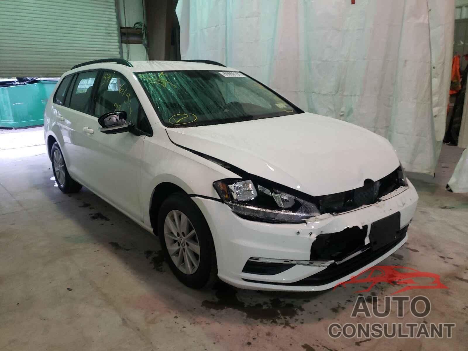 VOLKSWAGEN GOLF 2018 - 3VWD17AU9JM758035