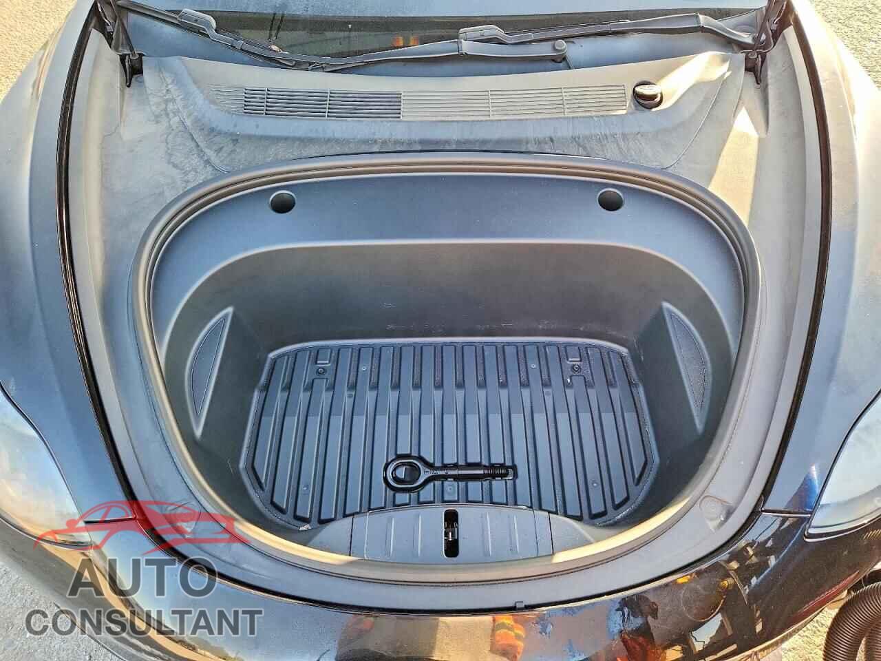 TESLA MODEL 3 2021 - 5YJ3E1EA0MF876449