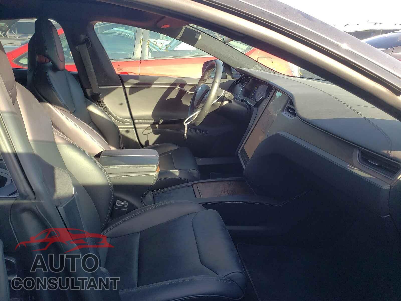 TESLA MODEL S 2018 - 5YJSA1E29JF272426