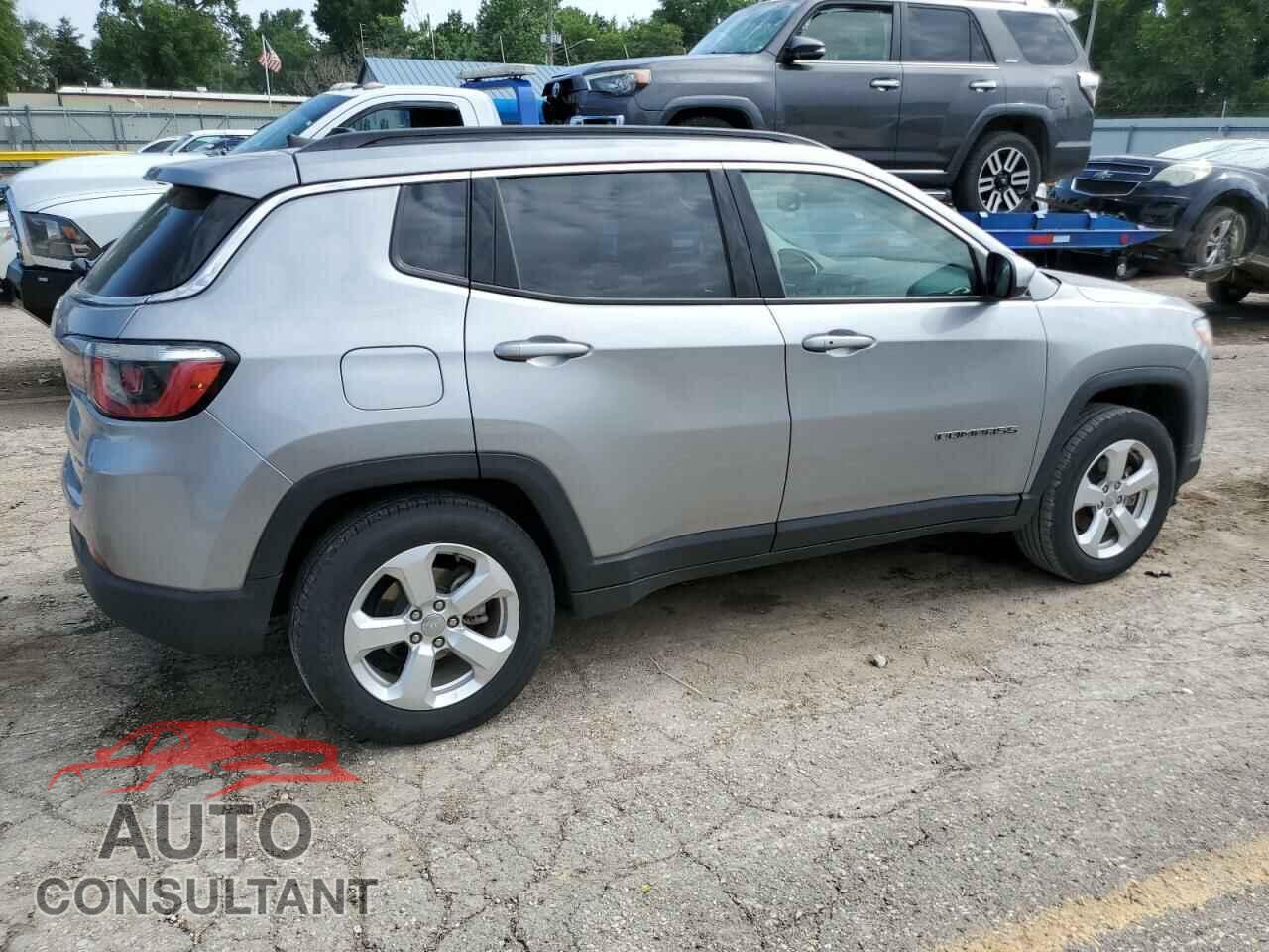 JEEP COMPASS 2017 - 3C4NJDBB8HT603012