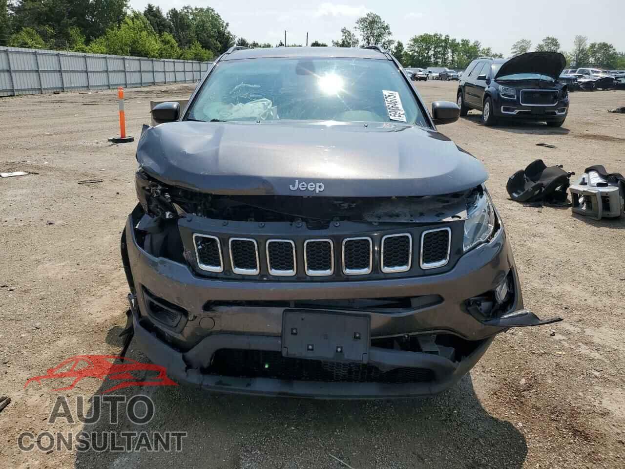 JEEP COMPASS 2018 - 3C4NJDBB5JT114847