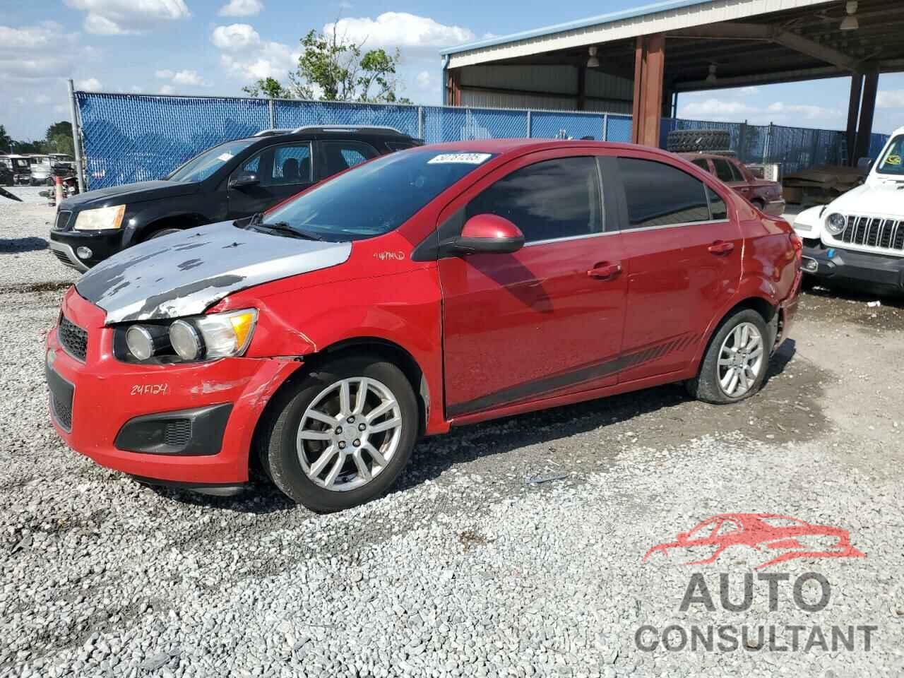 CHEVROLET SONIC 2013 - 1G1JC5SH0D4228163