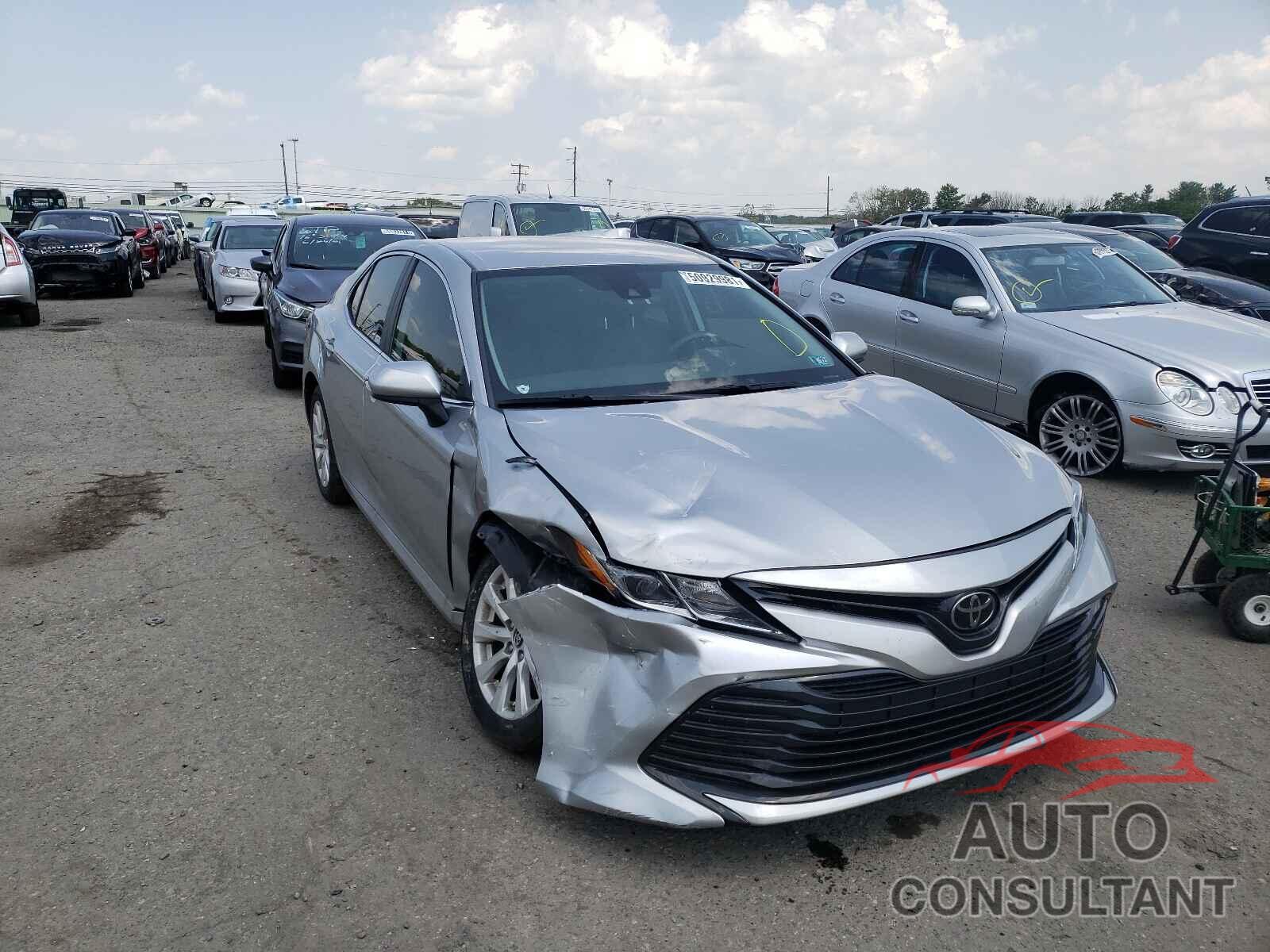 TOYOTA CAMRY 2019 - 4T1B11HK3KU821215