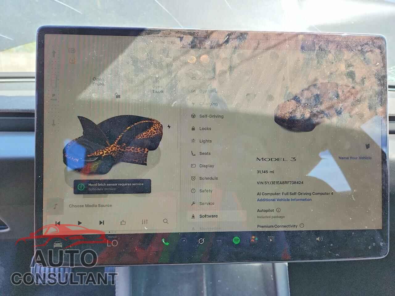 TESLA MODEL 3 2024 - 5YJ3E1EA8RF738424