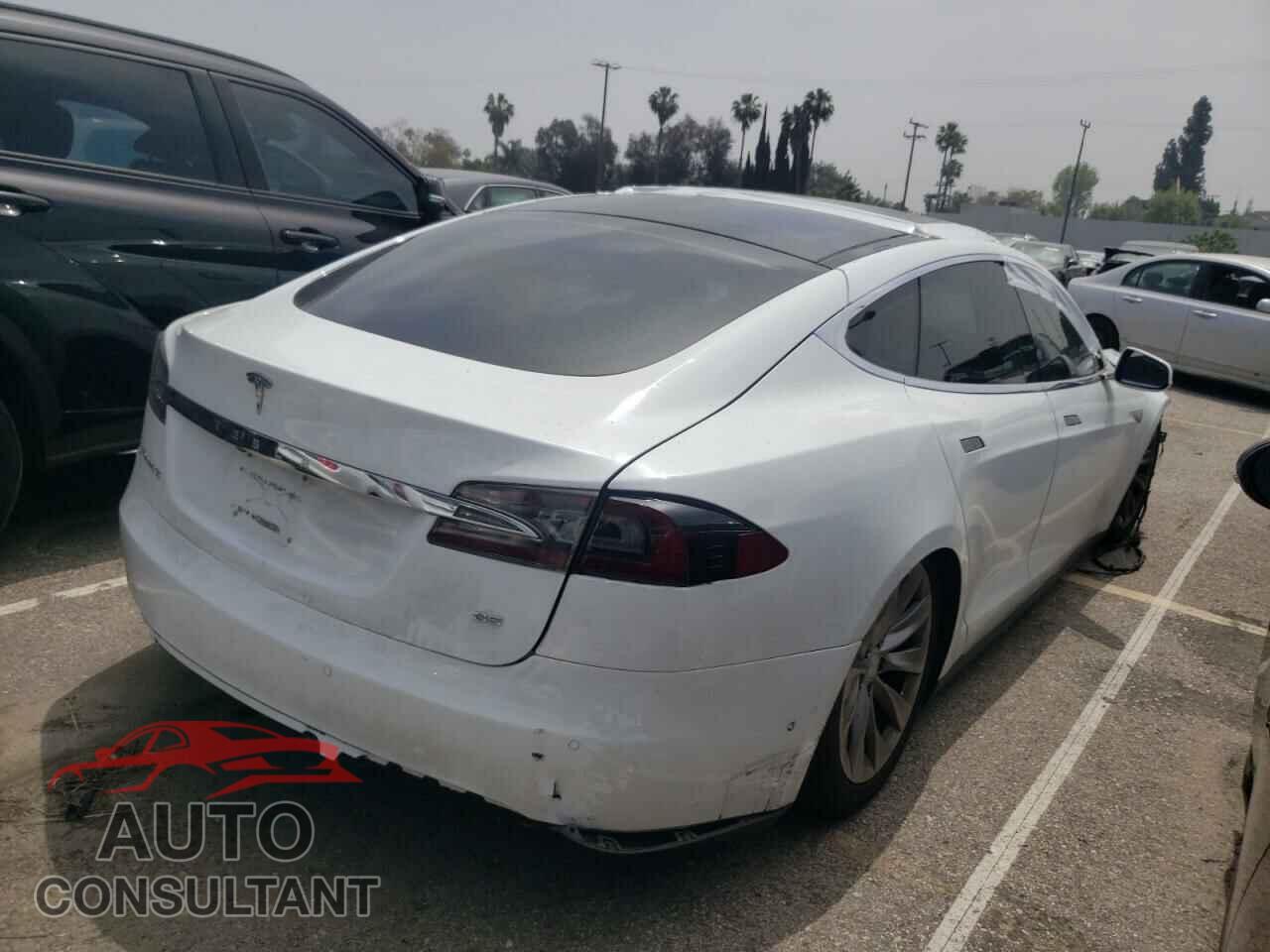 TESLA MODEL S 2015 - 5YJSA1H12FFP73295