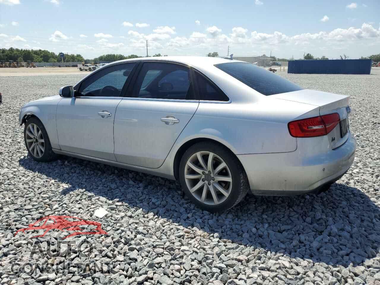 AUDI A4 2013 - WAUFFAFL8DN005923