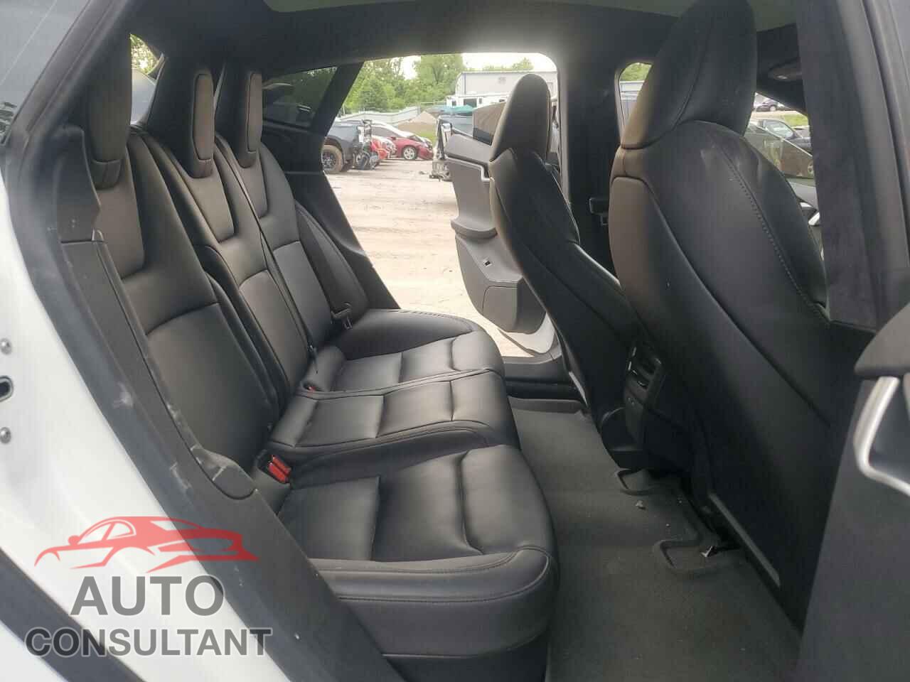TESLA MODEL S 2020 - 5YJSA1E44LF389092