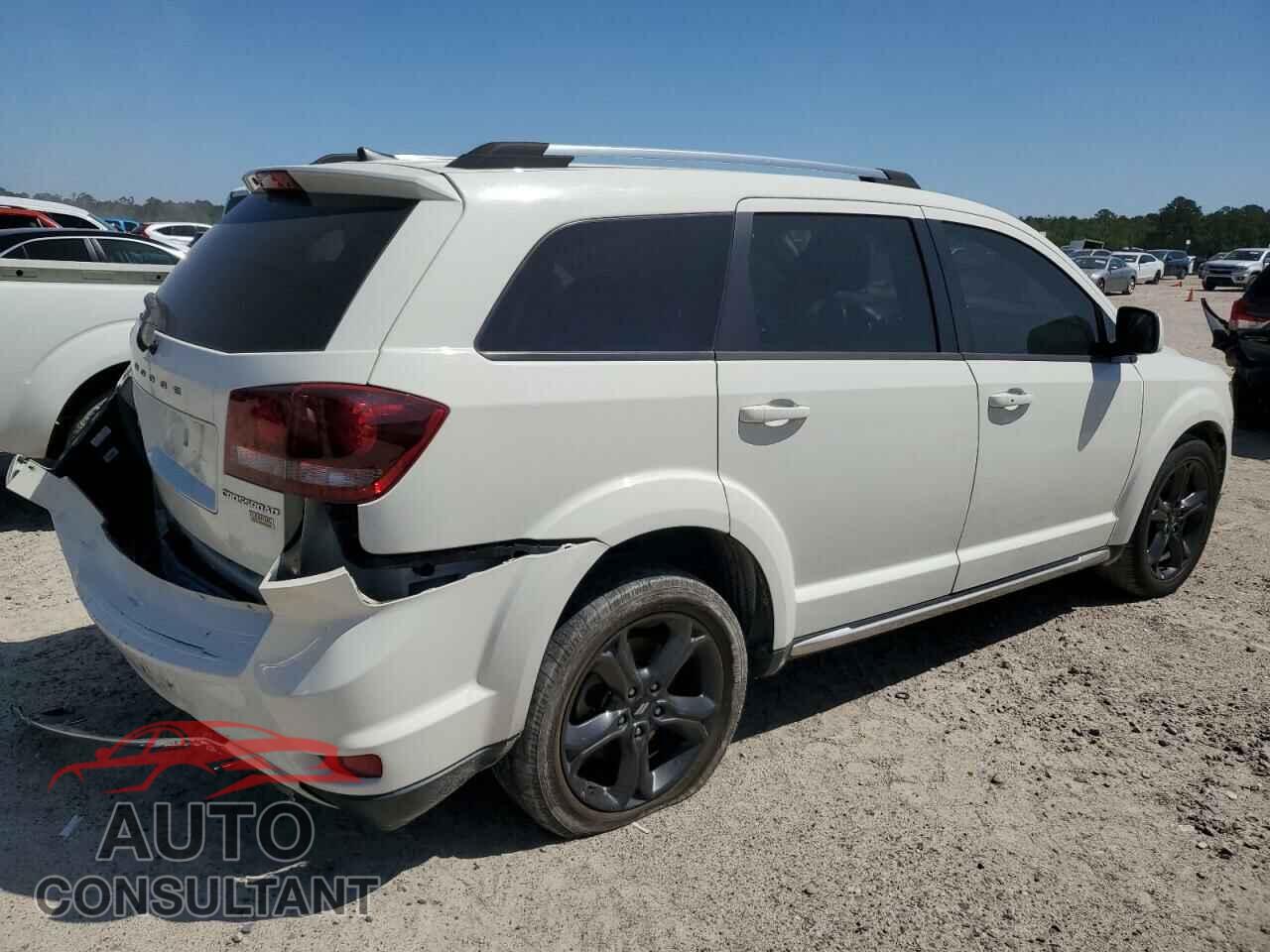 DODGE JOURNEY 2018 - 3C4PDCGG2JT516128