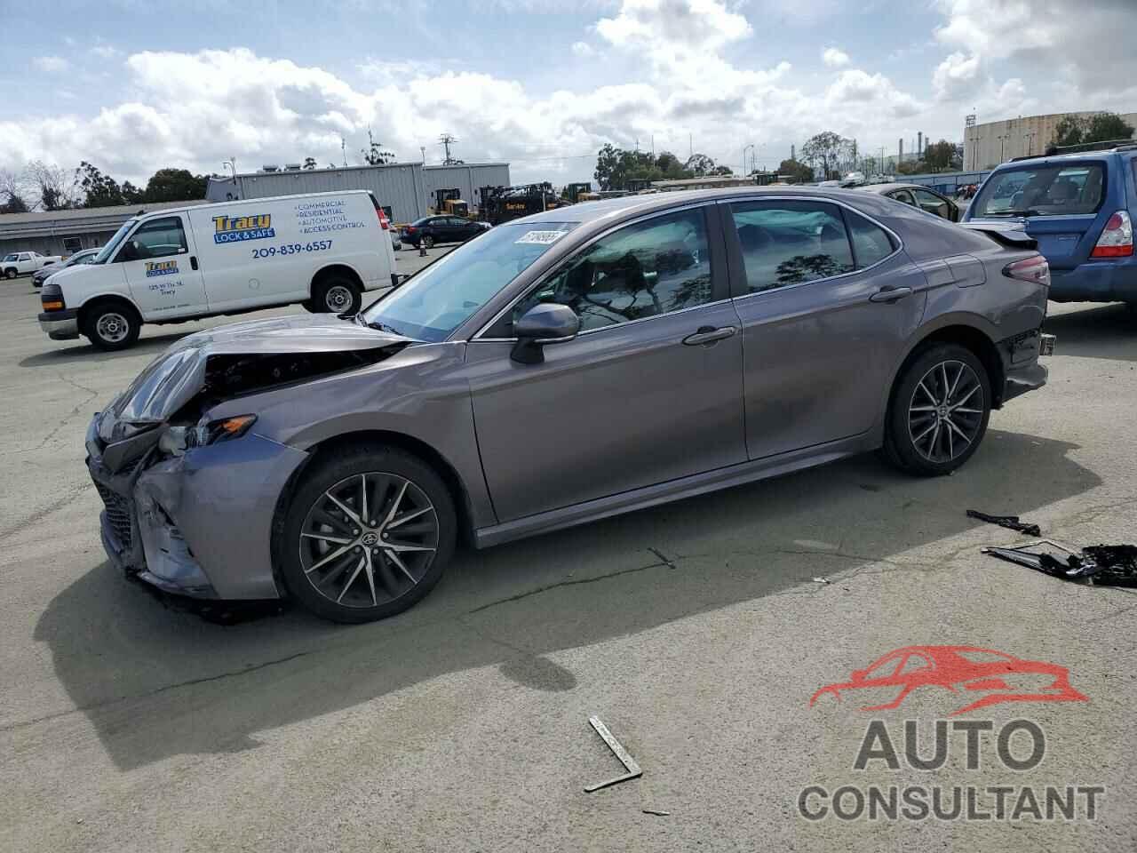 TOYOTA CAMRY 2022 - 4T1G11AK7NU662302