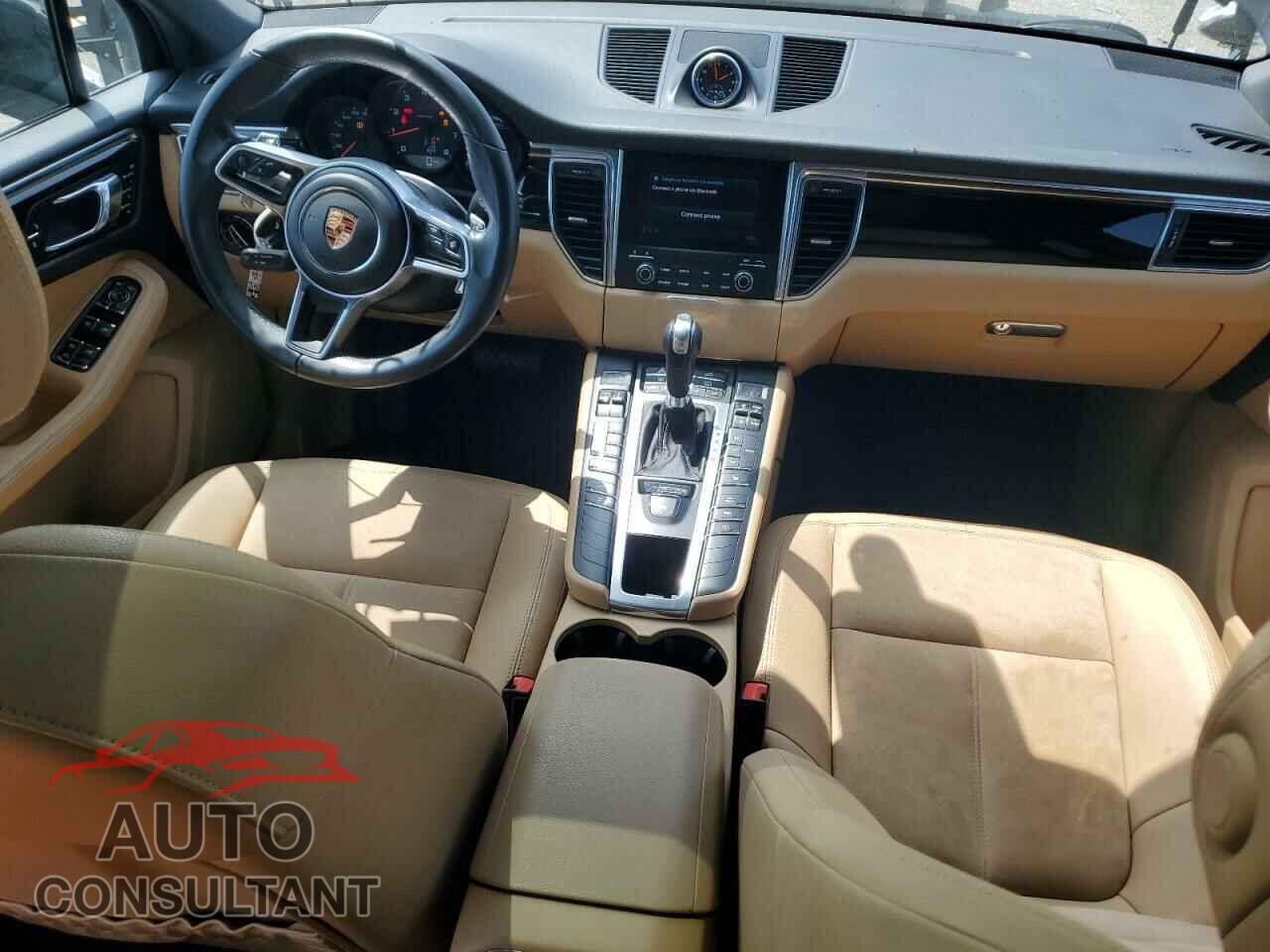 PORSCHE MACAN 2017 - WP1AA2A5XHLB00042