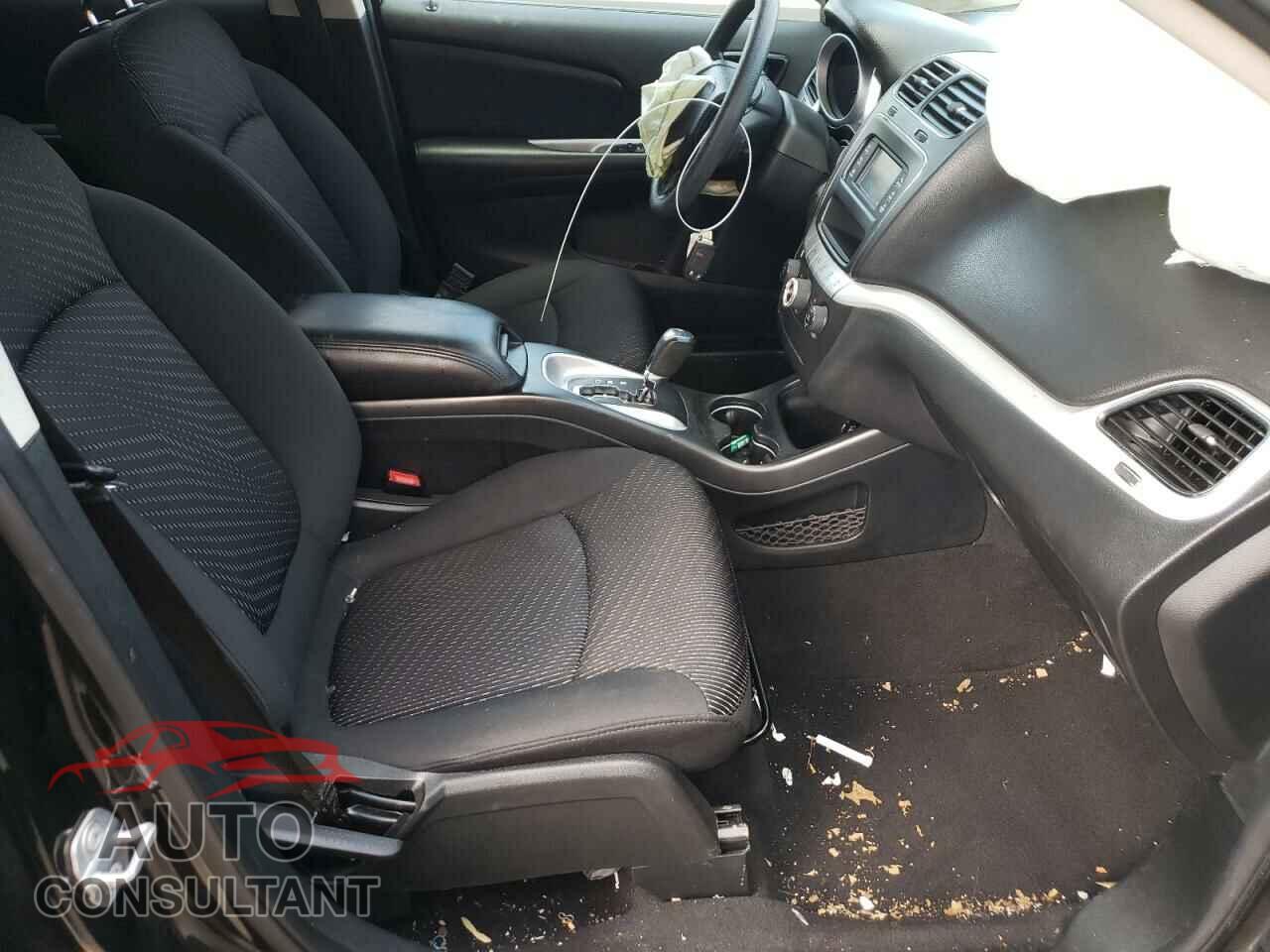 DODGE DURANGO 2018 - 3C4PDCAB0JT444648