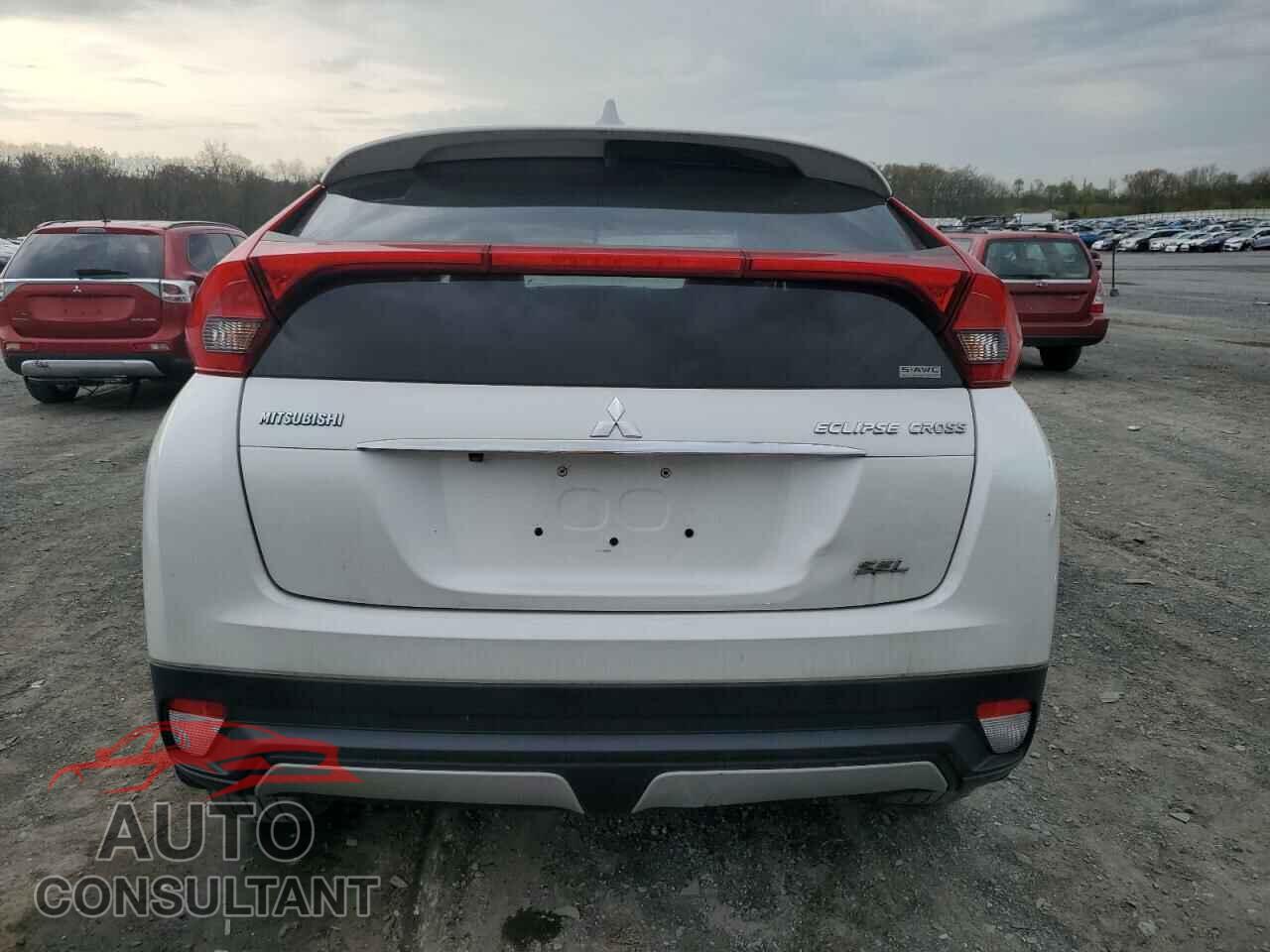 MITSUBISHI ECLIPSE 2018 - JA4AT5AA5JZ040632
