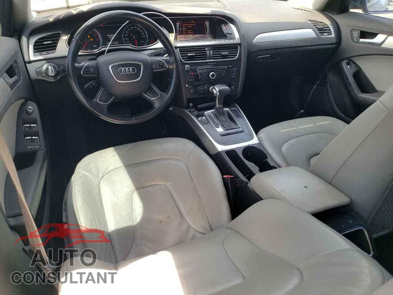 AUDI A4 2013 - WAUAFAFL3DN008965
