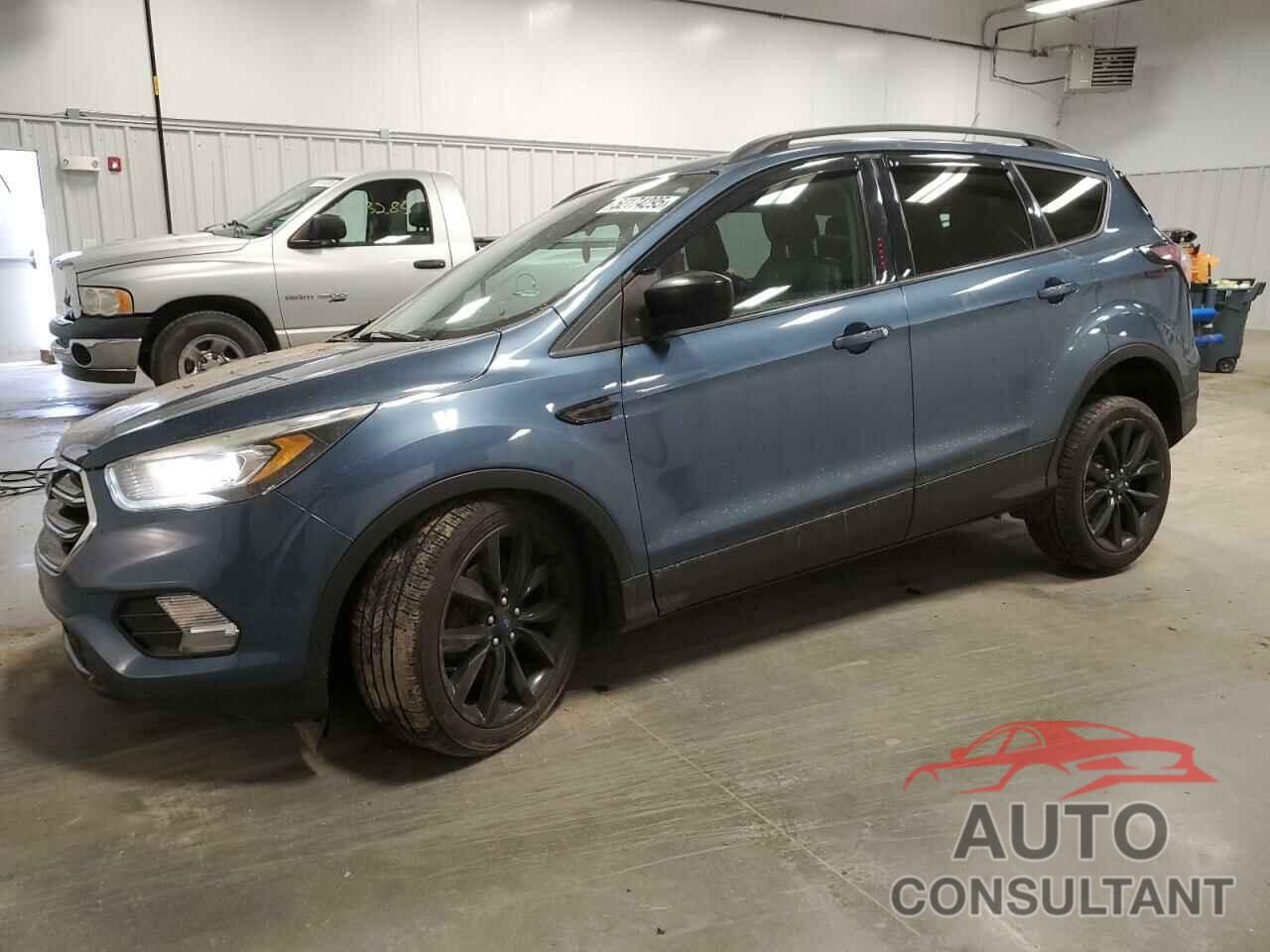 FORD ESCAPE 2018 - 1FMCU9GD9JUB01381