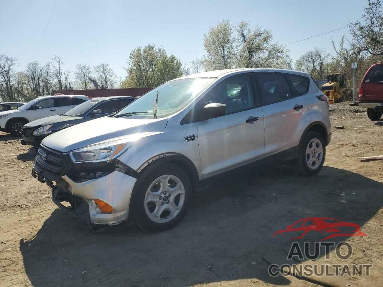 FORD ESCAPE 2017 - 1FMCU0F78HUE02466