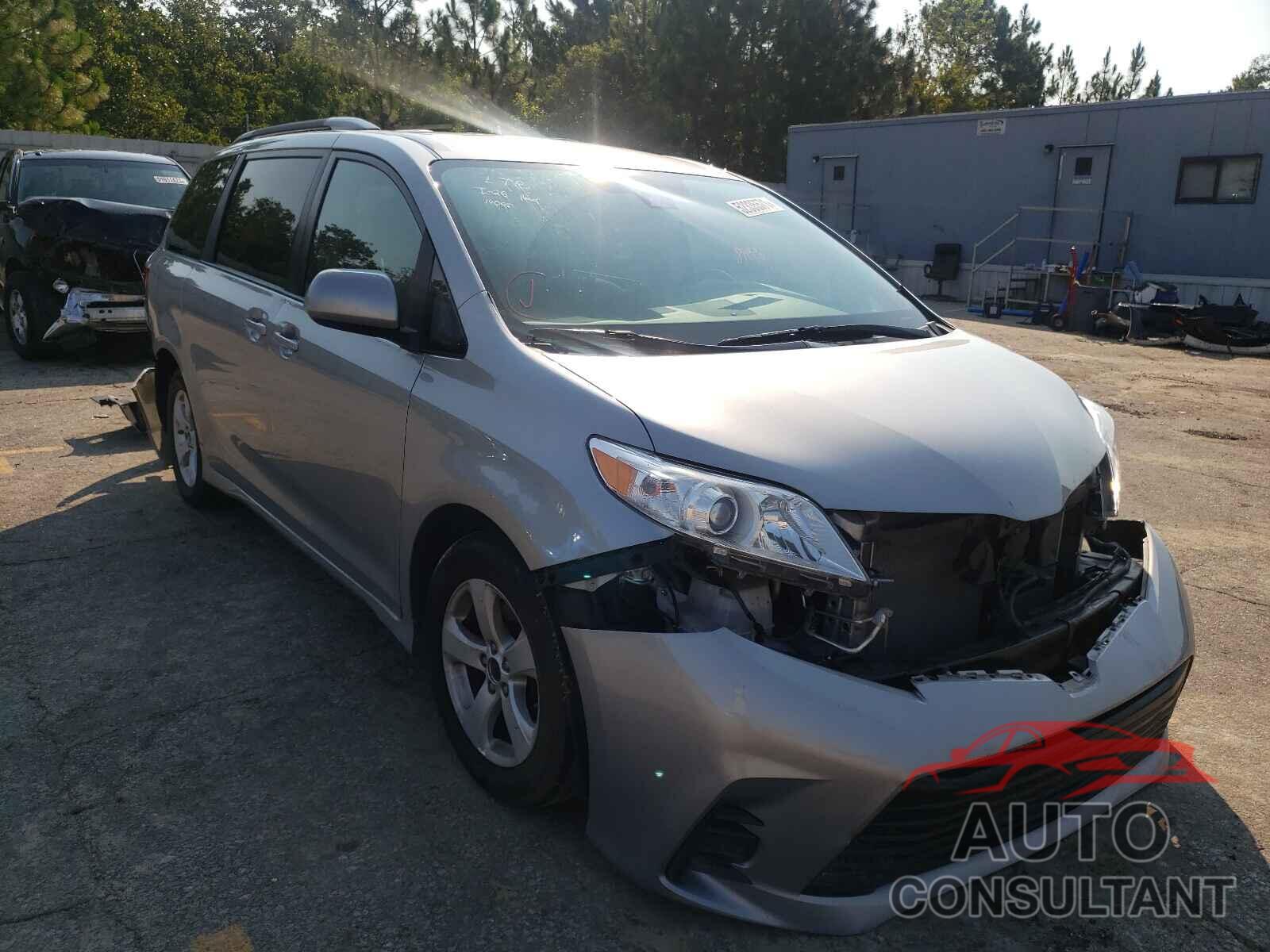 TOYOTA SIENNA 2018 - 5TDKZ3DC1JS911263