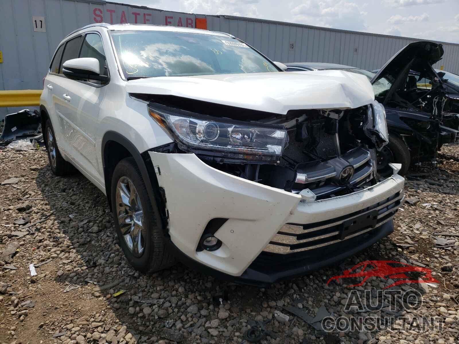 TOYOTA HIGHLANDER 2019 - 5TDDZRFH7KS959484