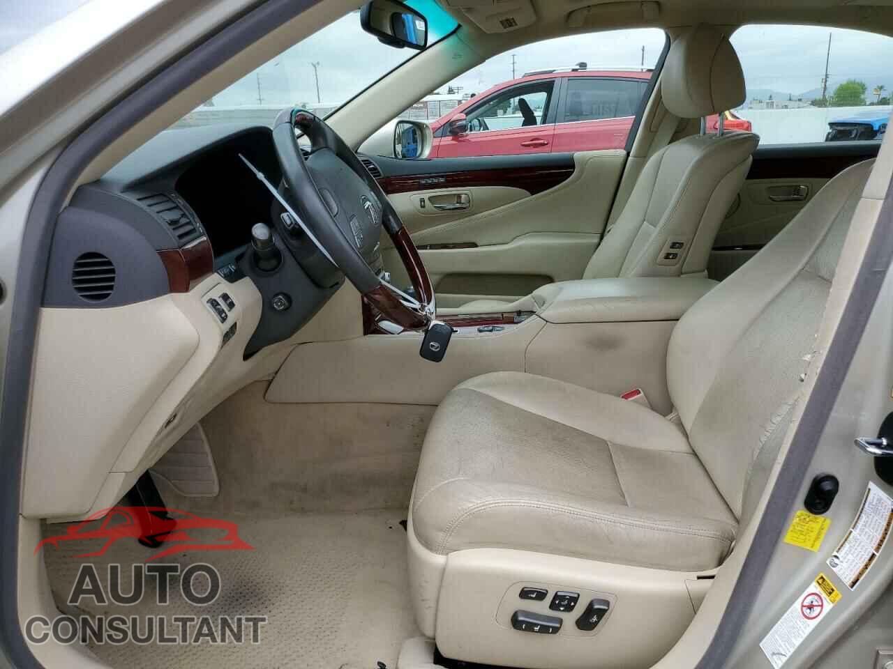 LEXUS LS460 2012 - JTHBL5EF3C5110847