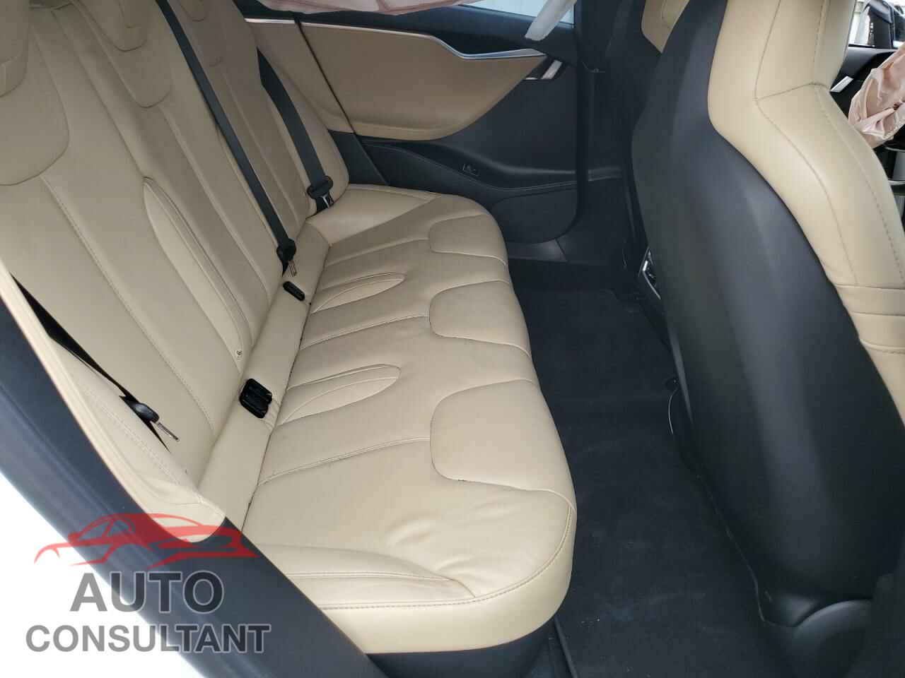 TESLA MODEL S 2016 - 5YJSA1E10GF153812
