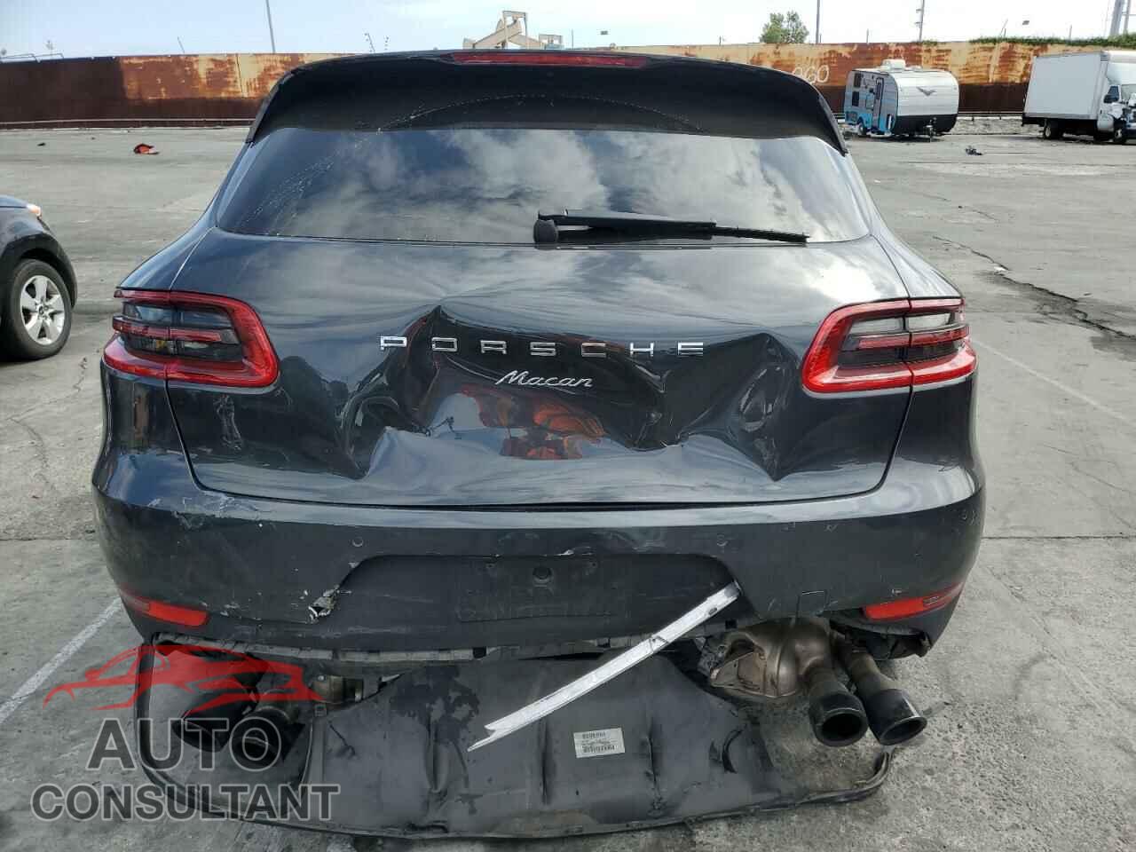 PORSCHE MACAN 2018 - WP1AA2A59JLB15055