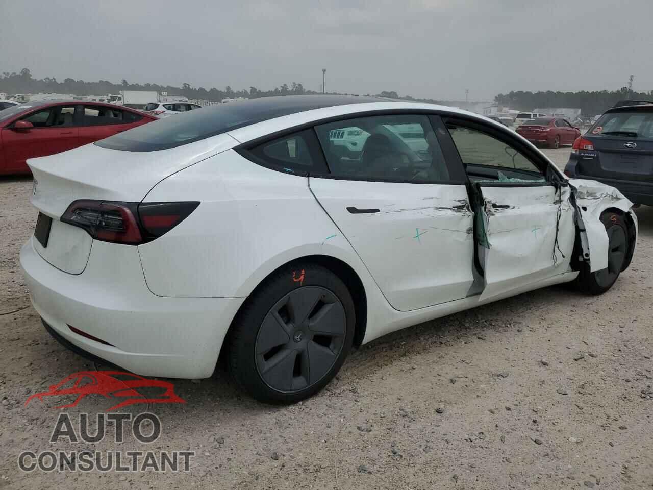 TESLA MODEL 3 2023 - 5YJ3E1EA4PF492209