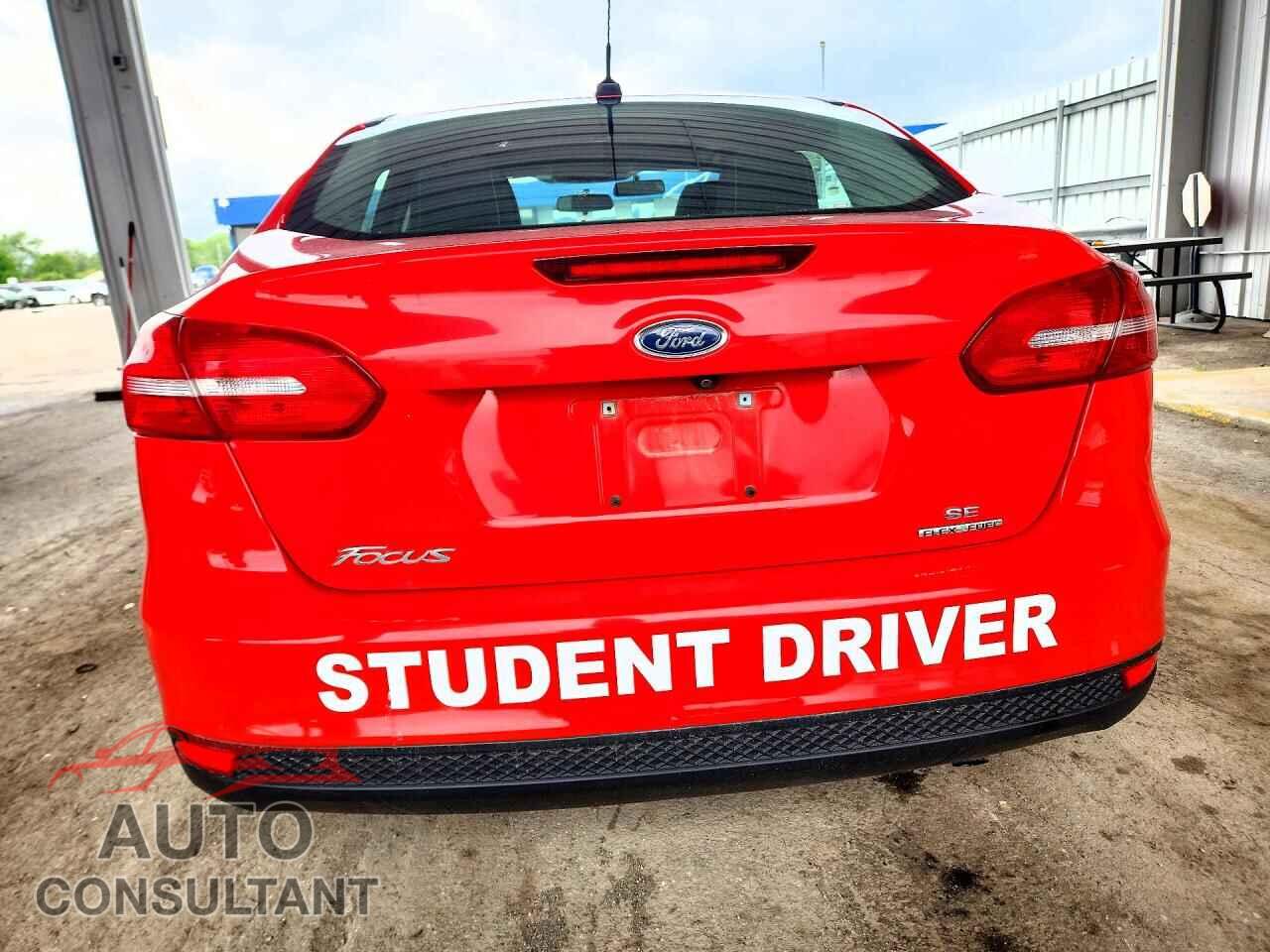 FORD FOCUS 2016 - 1FADP3F23GL284052