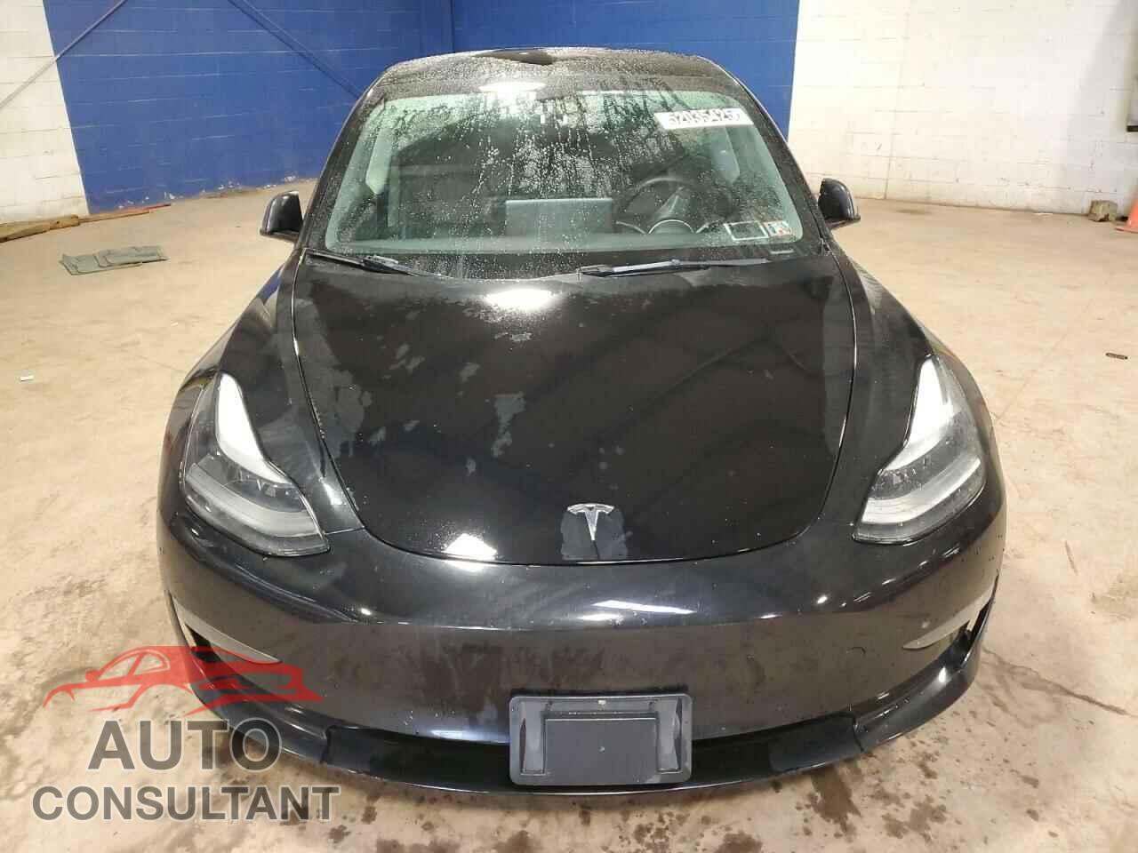 TESLA MODEL 3 2022 - 5YJ3E1EA4NF372004