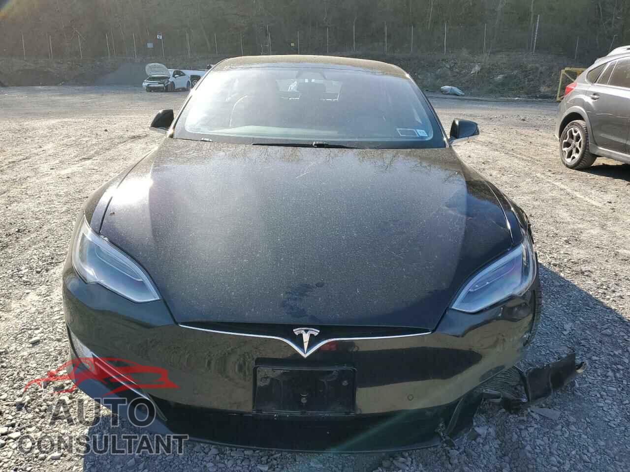 TESLA MODEL S 2019 - 5YJSA1E21KF311317